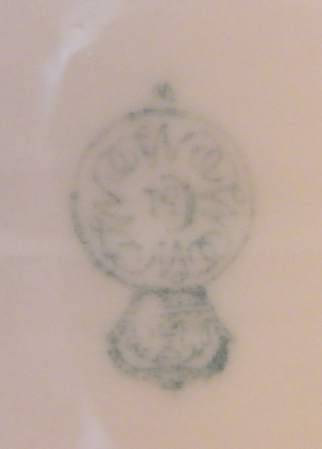 916 English Antique Royal Worcester Blanc de Chine Posie Holder - Image 5