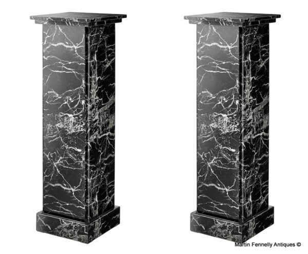 M077 Superb Pair of Faux Marble Columns