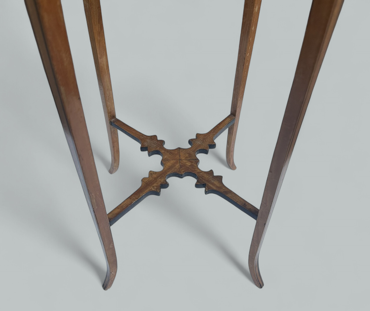 364 Antique Pair Sheraton Revival Edwardian Inlaid Satinwood Wine Tables Torcheres - Image 5