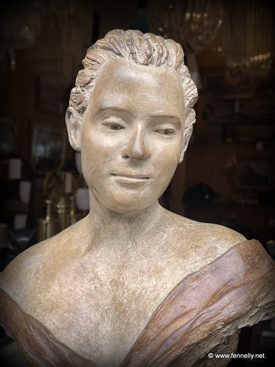 345 Female Bust - Bronze - Patrick Campbell - Limited Edition - Image 4