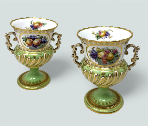 052 Sold Antique English Pair Frederick Adams Copeland Urns Vases Centerpieces Still Life
