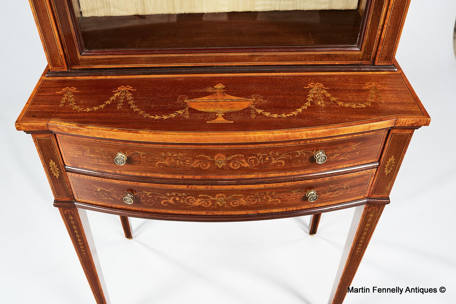 641 Sold Superb Pair of Edwardian Display Cabinets - Edwards and Roberts - Circa 1900 - Image 4