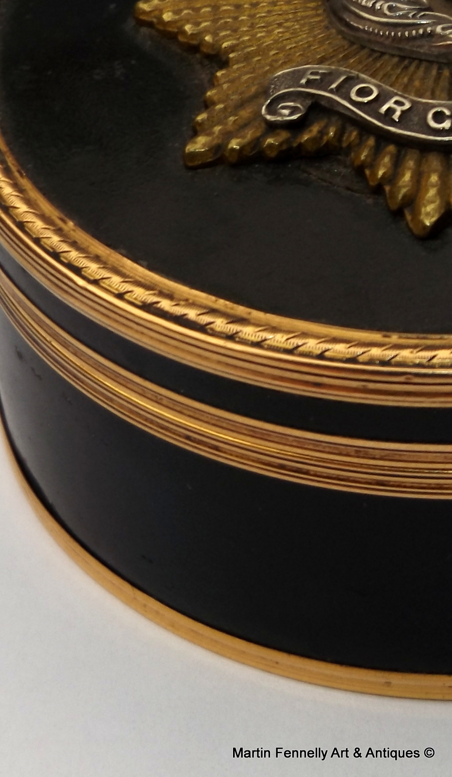 765 Sold Regal Irish Trinket Box with Aristocratic Provenance - Circa 1810 - Image 3