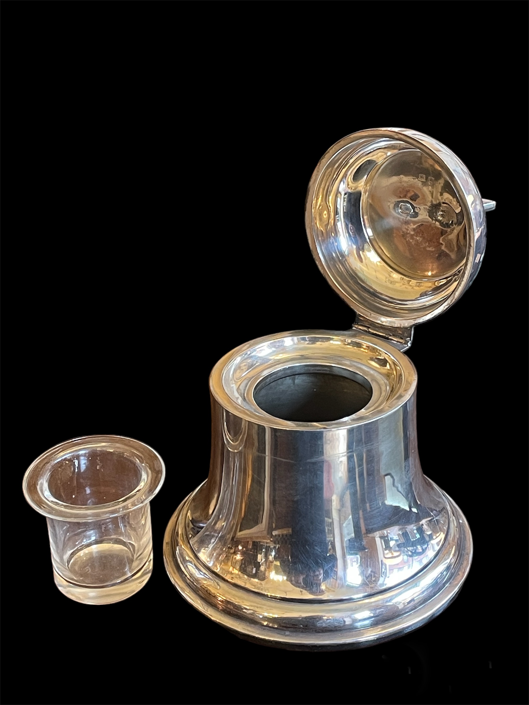 425 Antique Silver Inkwell - Birmingham 1912 - Novelty Bell - Image 2