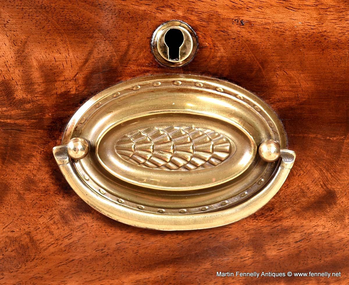 538 Sold Georgian Flaim Grain Mahogany Bow Front Side Cabinet Console Table - Image 4