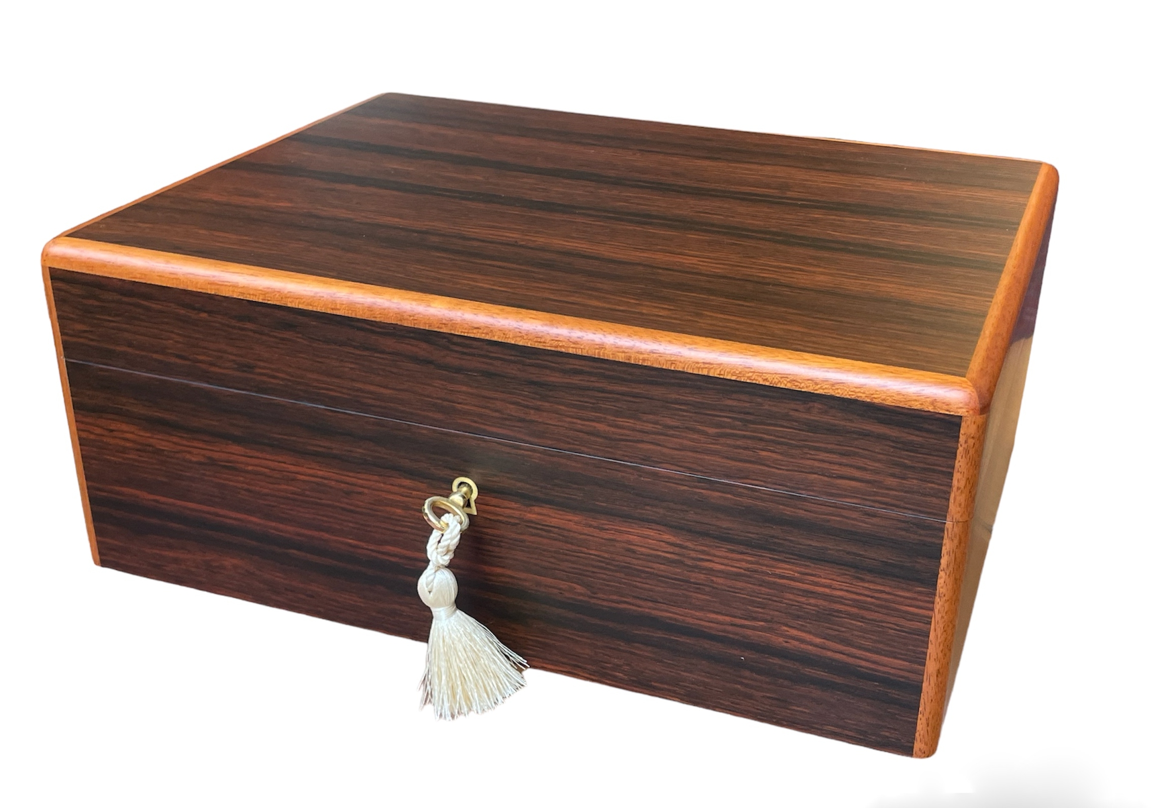897 Sold Rosewood - Manning of Ireland - Jewellery Casket