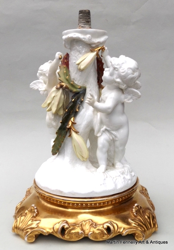 788 Sold Superb Moore Porcelain Oil Lamp 19thCt - Image 4