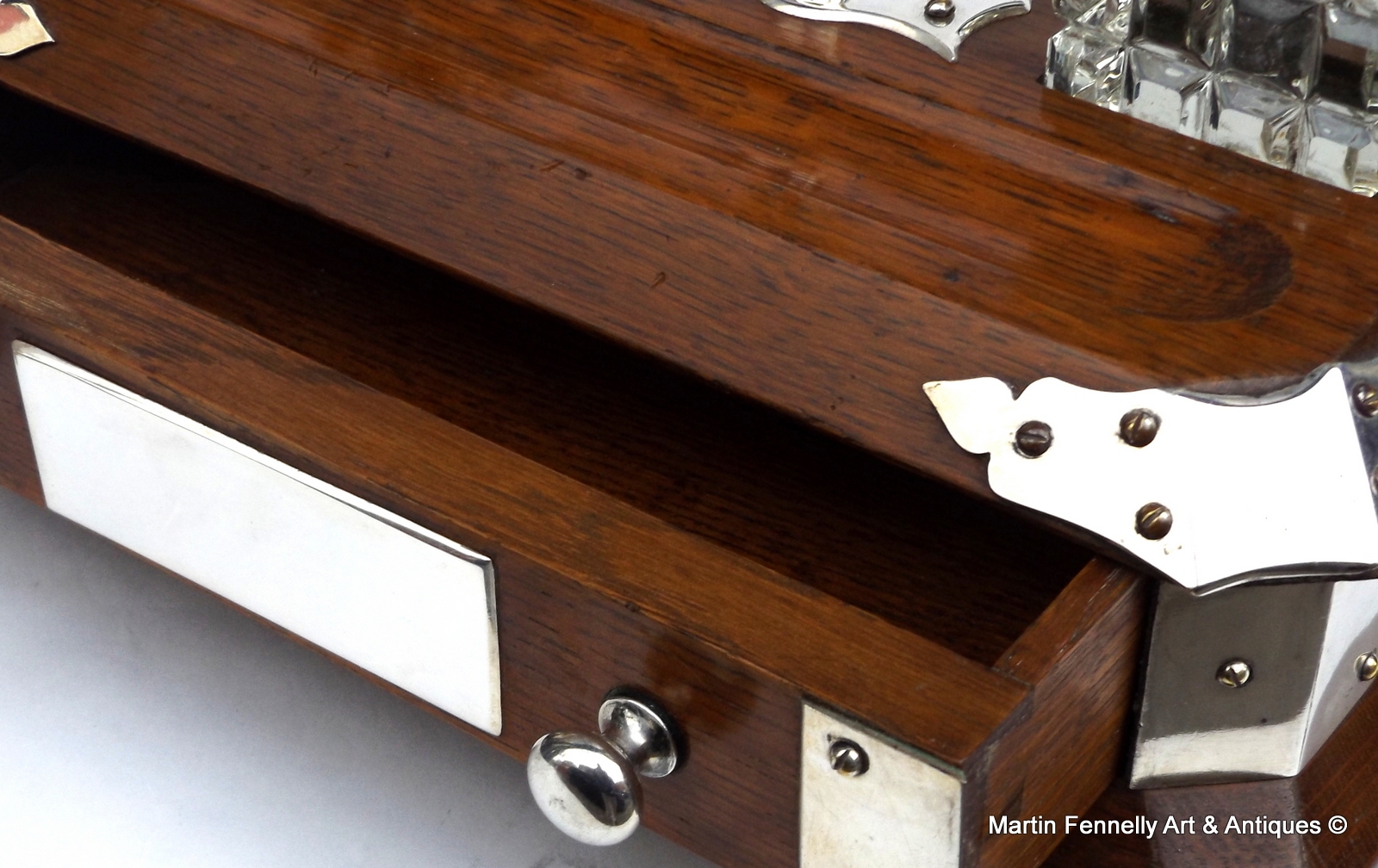 200 Sold English Oak and Silver Plate Mounts Desk Ink Bottle Stand - Circa 1890 - Image 5