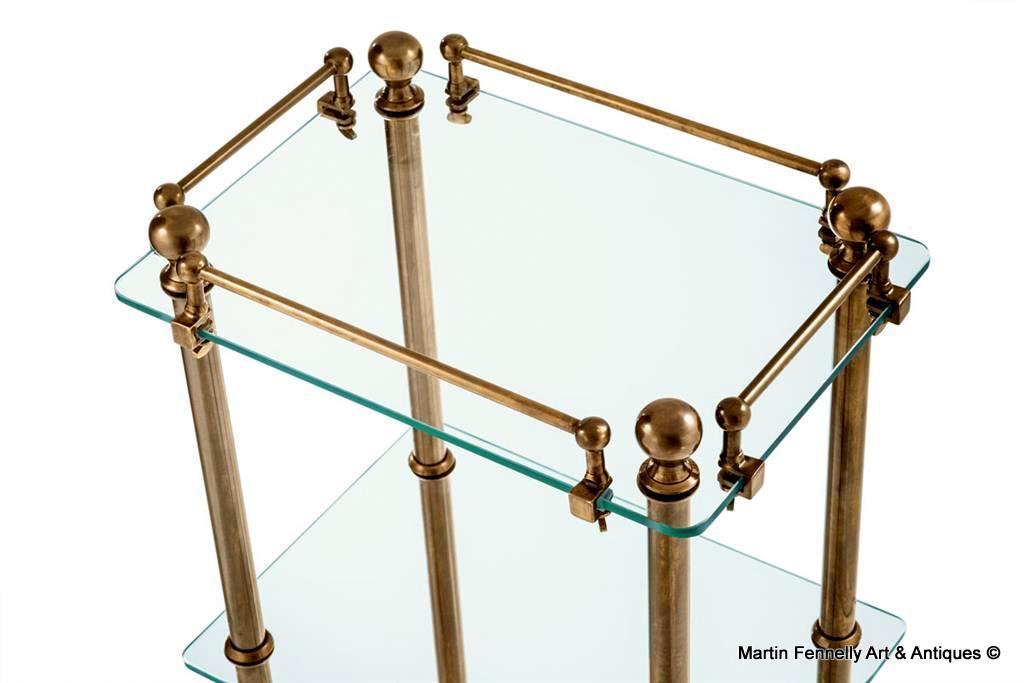 M046 Pair of Elegant Side Tables - Wonderful Design - Antique Brass - Image 3