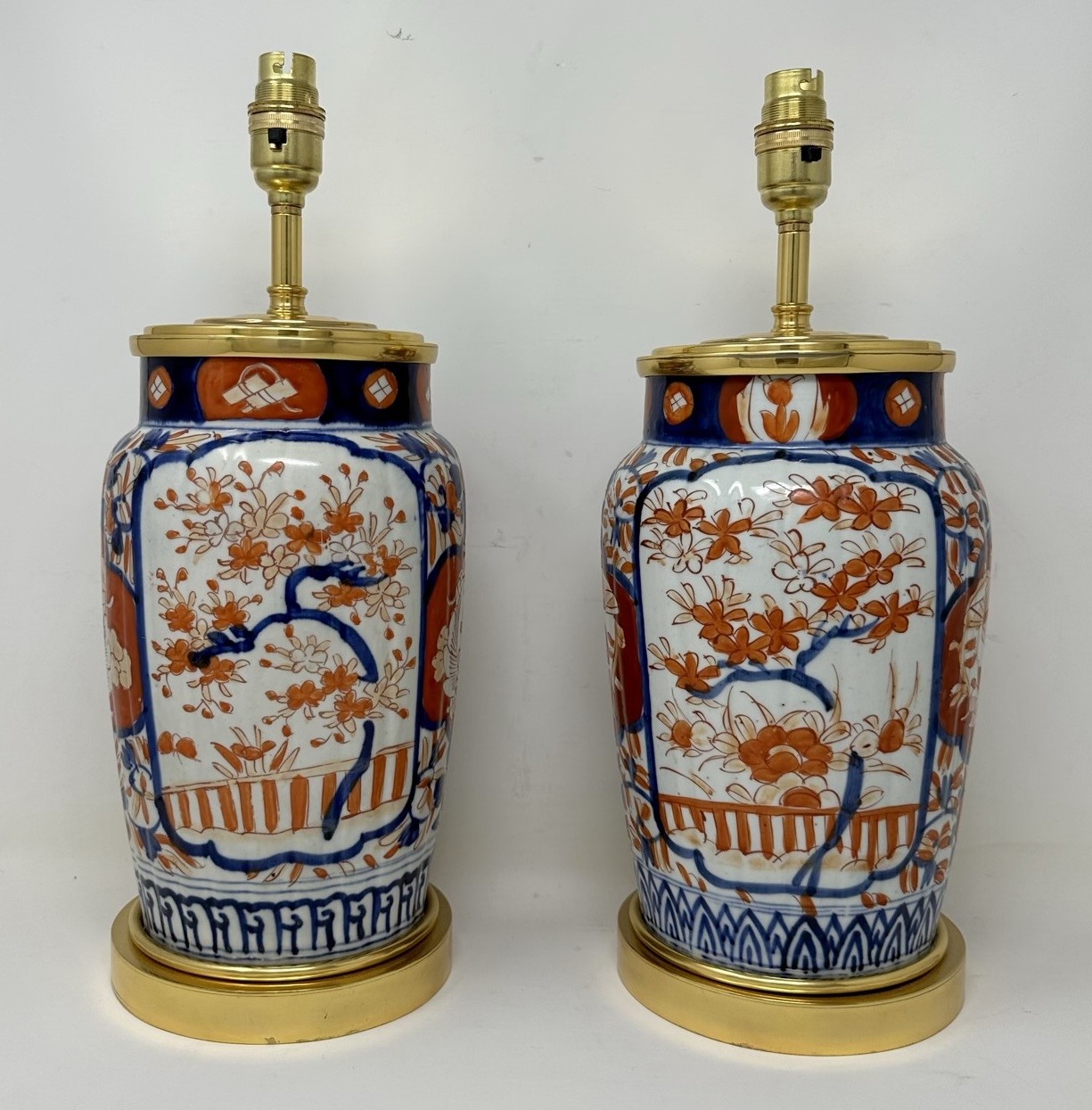 351 Sold Antique Pair Japanese Chinese Imari Porcelain Ormolu Table Lamps Blue Red Gilt - Image 3