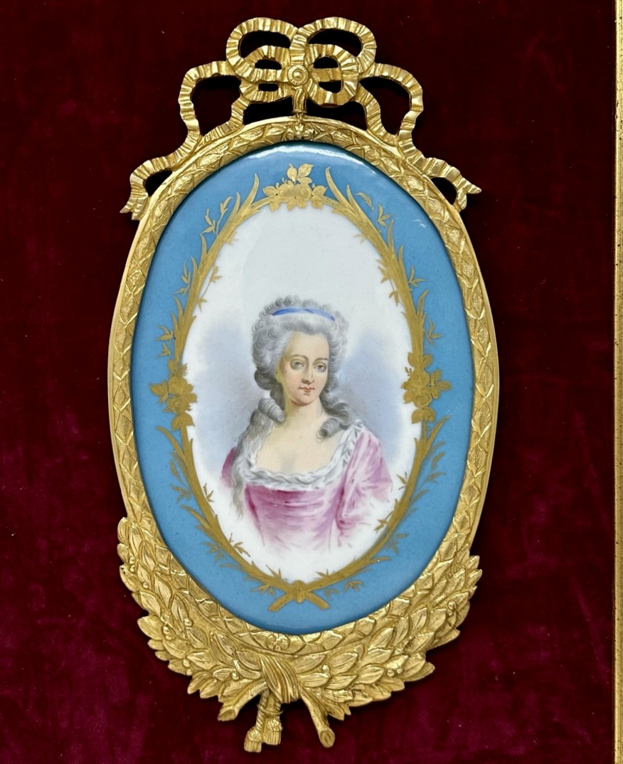 974 Sold Pair Antique French Sevres Ormolu Gilt Bronze Plaques Louis XV1 Marie Antoinette - Image 4