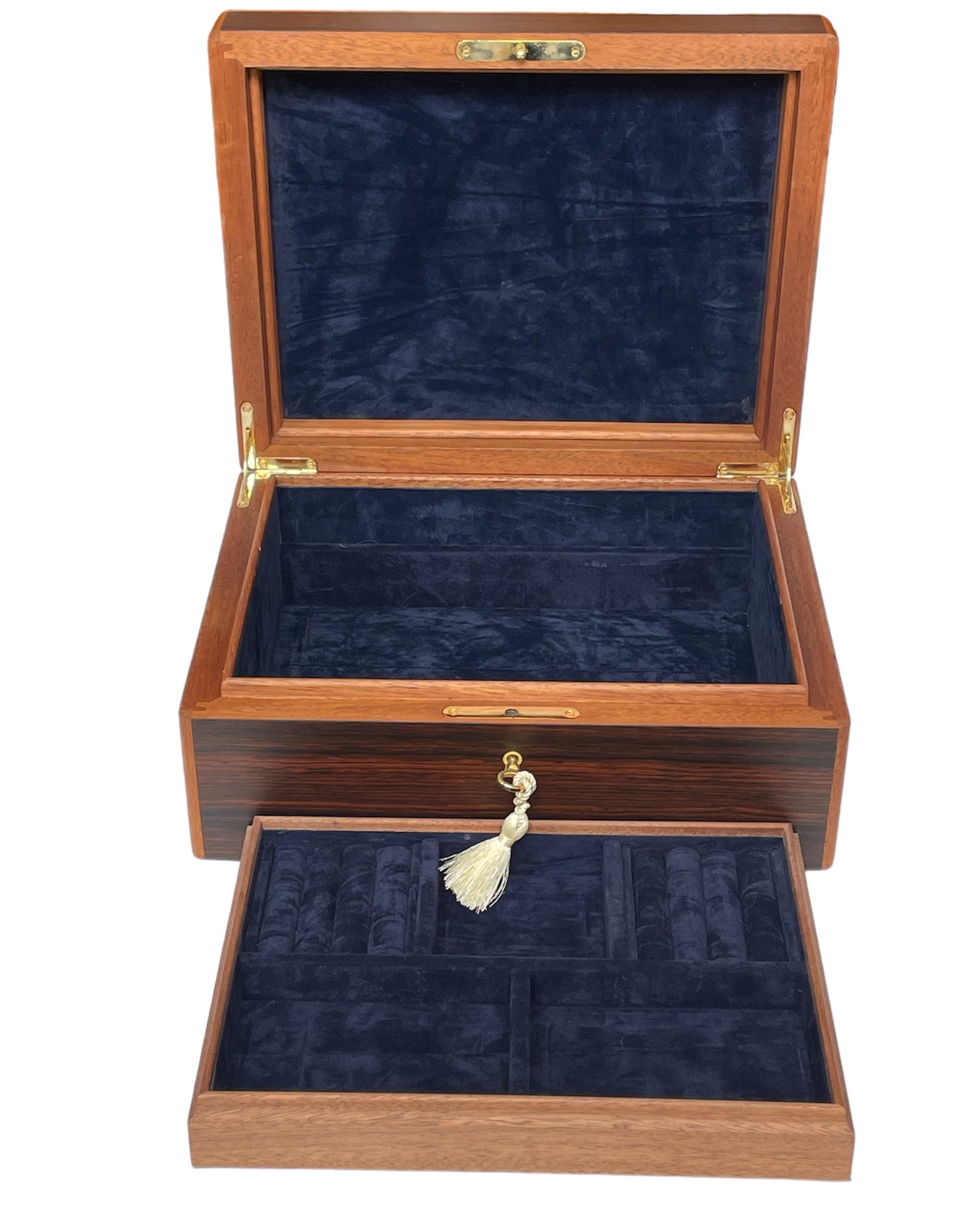 897 Sold Rosewood - Manning of Ireland - Jewellery Casket - Image 3