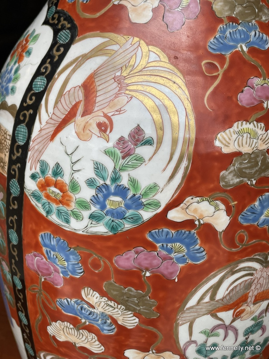 041 Pair of Late 19th Century Japanese Vases - Large Size - Image 7