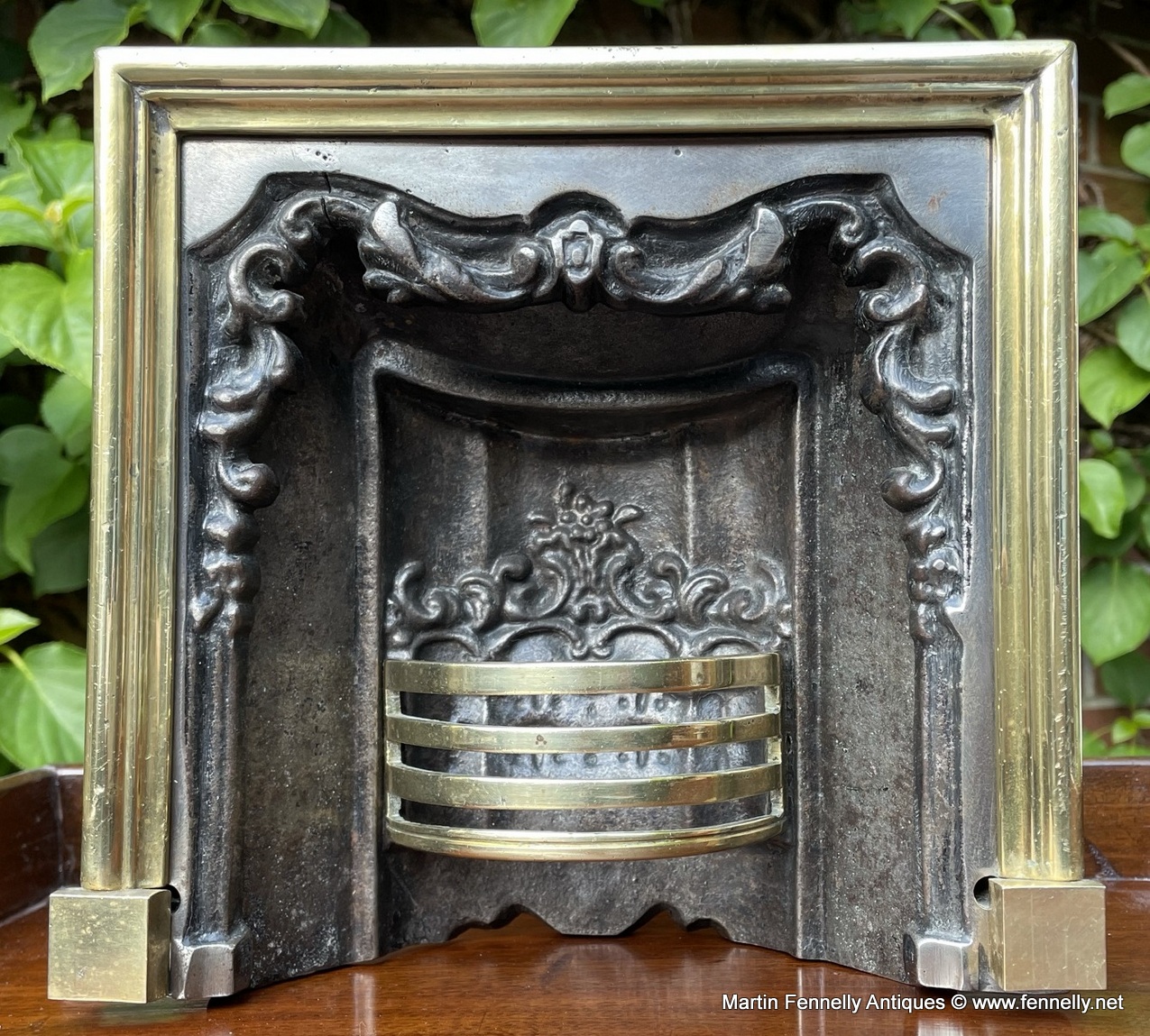 320 Sold Very Rare Salesman Specimen Piece - Miniature Fireplace Circa 1830 - Image 4