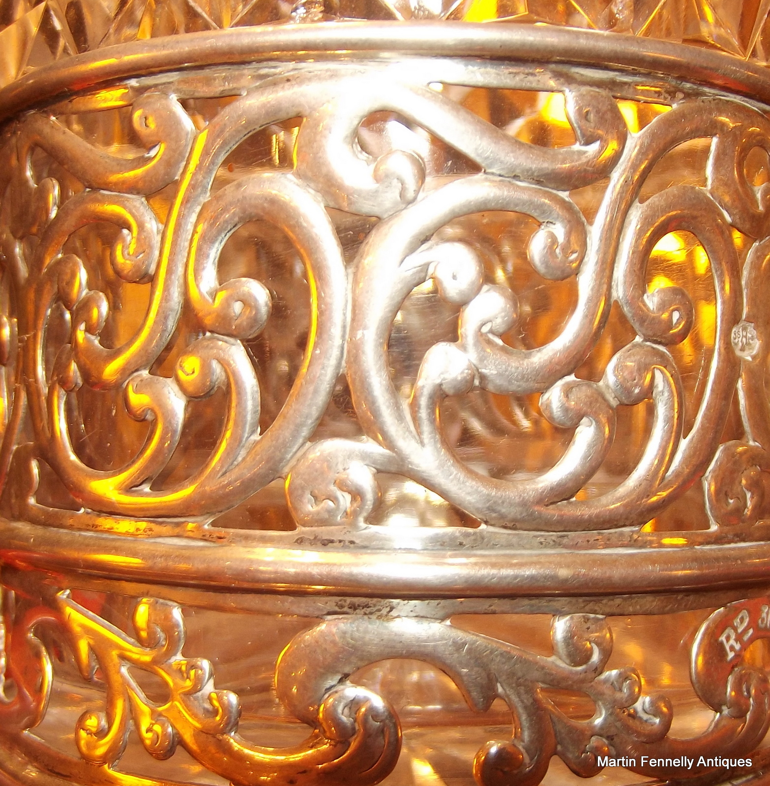 900 London Silver 1903 - Hand Cut Crystal - Scent Bottle - Image 2