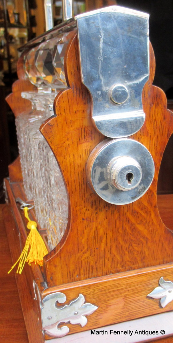 659 Sold Superb Early Victorian Hand Cut Crystal Oak Framed Tantalus 19thCt - Image 5