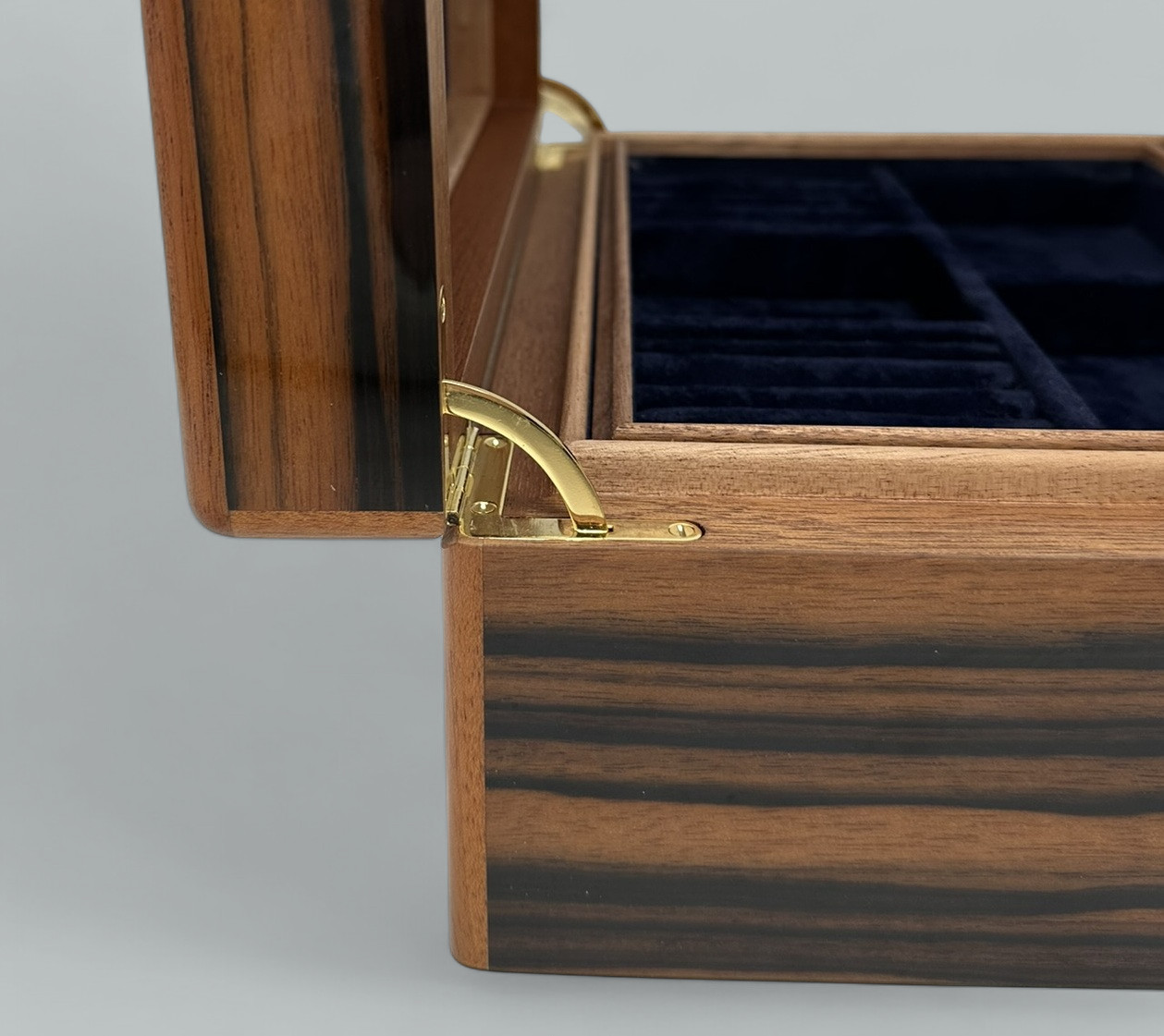 864 Sold Rare Manning of Ireland Jewellery Box - Irish Made - Macassar Ebony - Image 4