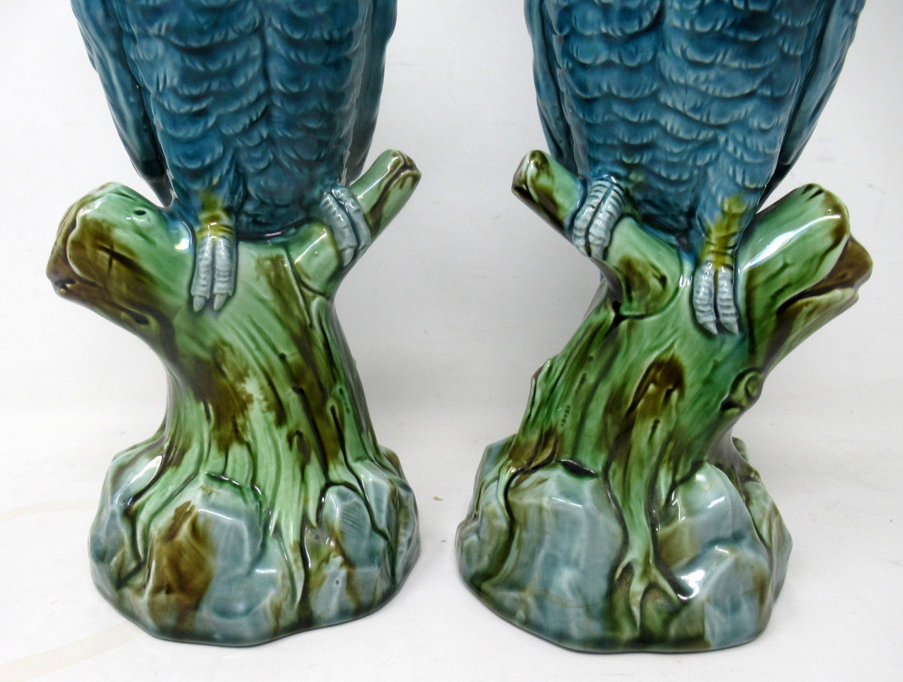 376 Sold Pair Minton Majolica Staffordshire Porcelain Birds Parakeets - Image 3