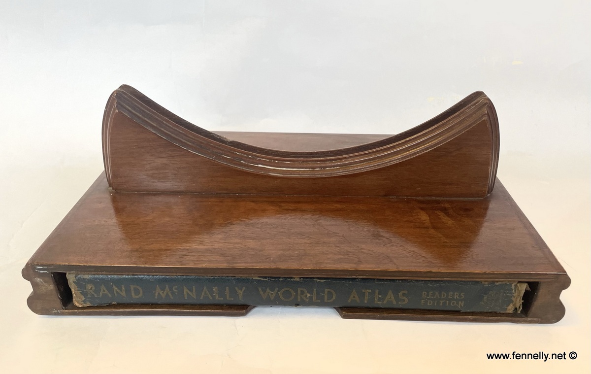 741 Sold Rare 1932 Replogle Globe, Standard Globe with Bespoke Stand and Atlas - Image 6