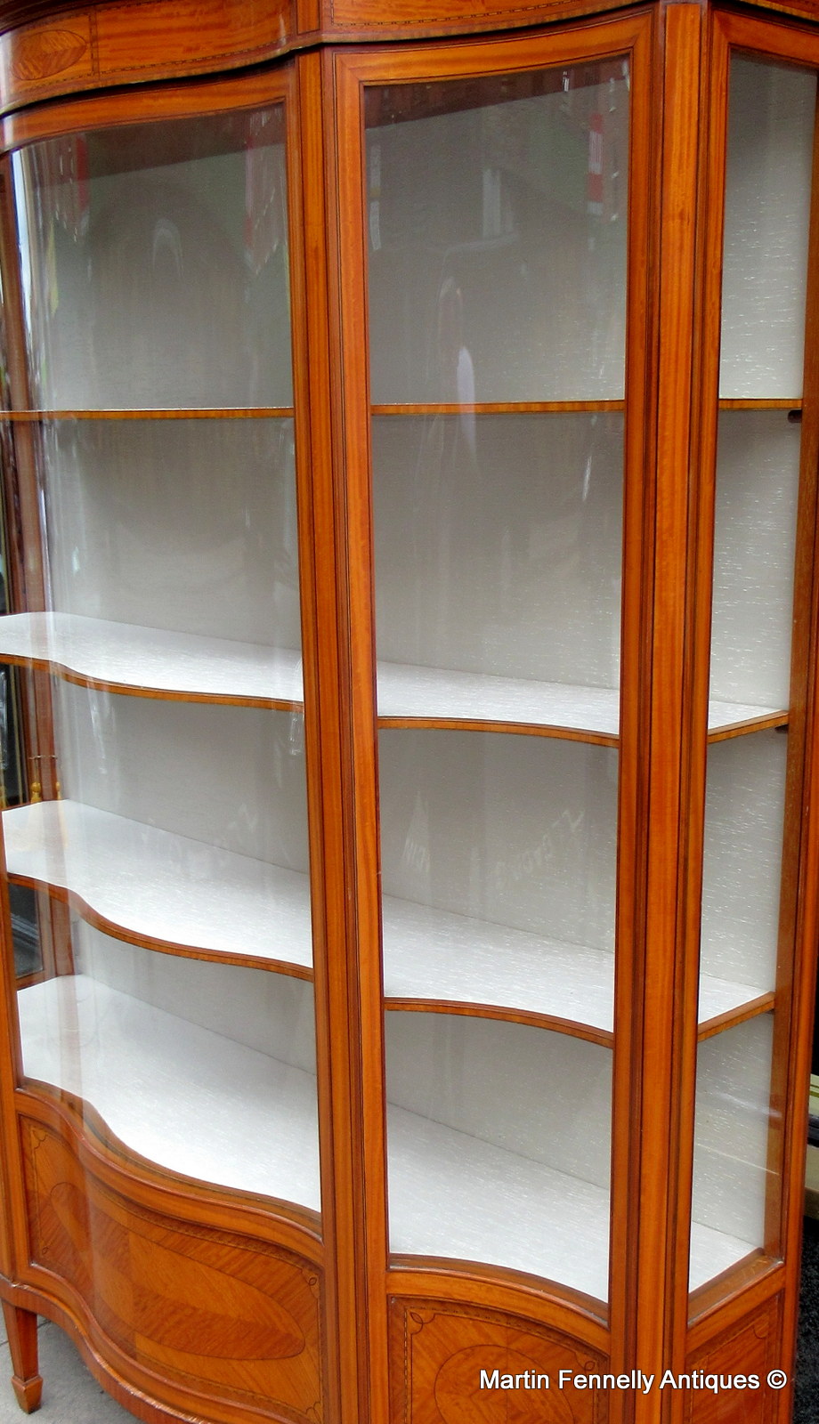 072 Sold Superb Edwardian Satinwood Display Case - Circa 1900 - Image 2