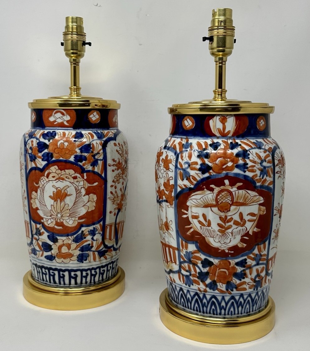 351 Sold Antique Pair Japanese Chinese Imari Porcelain Ormolu Table Lamps Blue Red Gilt