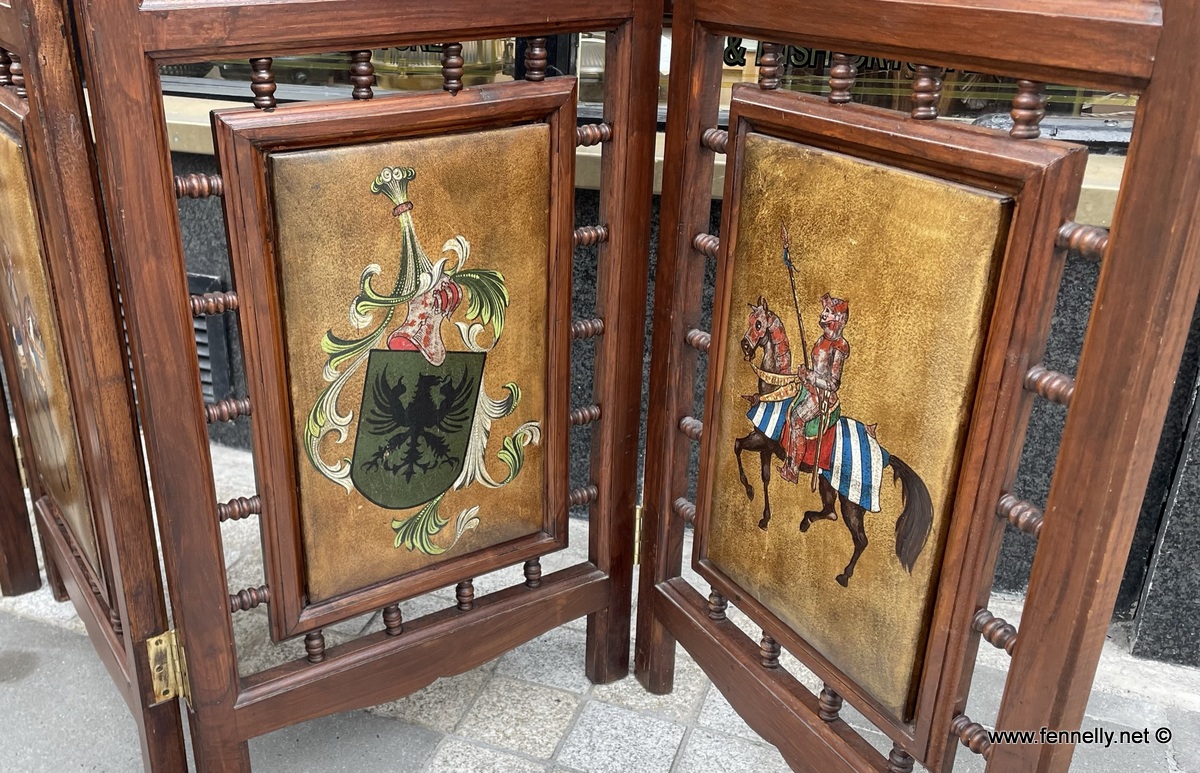 955 Stunning Room Divider - Harrods - Medieval Theme - Image 5