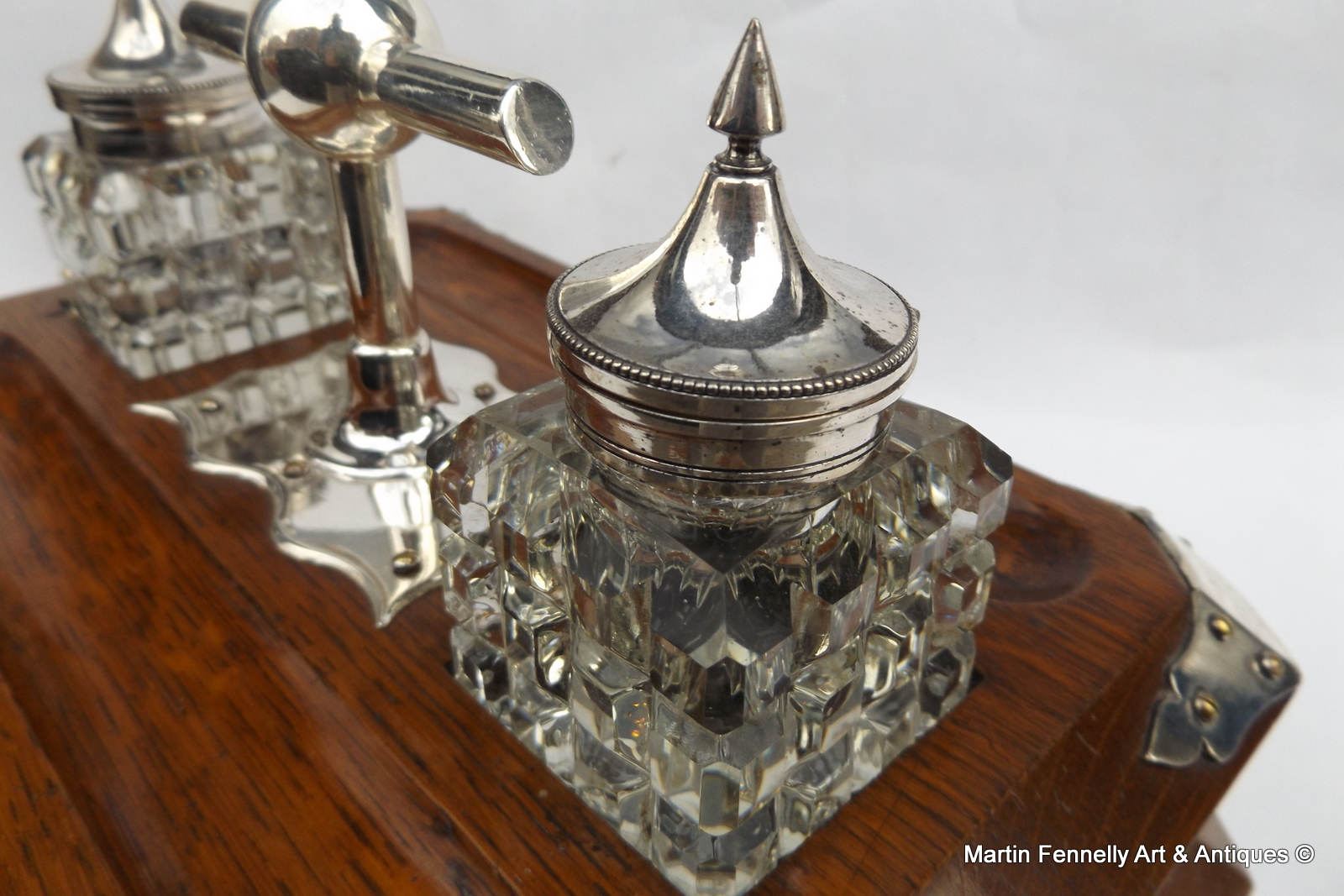 200 Sold English Oak and Silver Plate Mounts Desk Ink Bottle Stand - Circa 1890 - Image 4