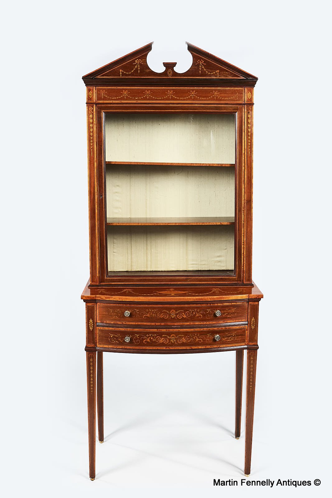 641 Sold Superb Pair of Edwardian Display Cabinets - Edwards and Roberts - Circa 1900 - Image 3