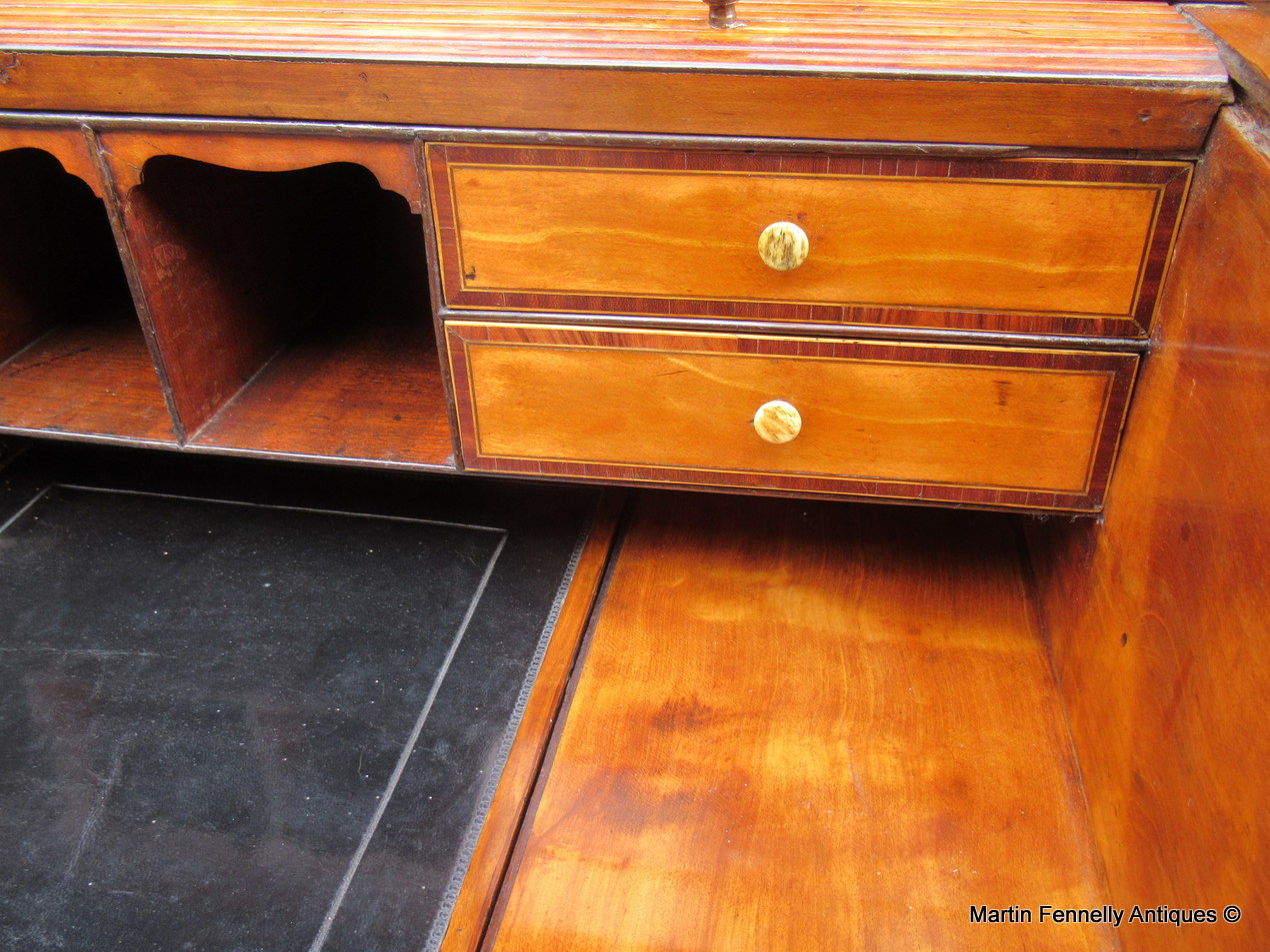 548 Sold Fine West Indian Satinwood Tambour Satinwood Cylindrical Bureau attrib. Gillows 18thCt - Image 7