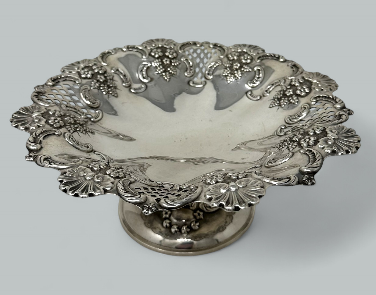 935 Sold Antique Victorian English Silver Plated Tazza Compot Centerpiece Elkington and Co - Image 2