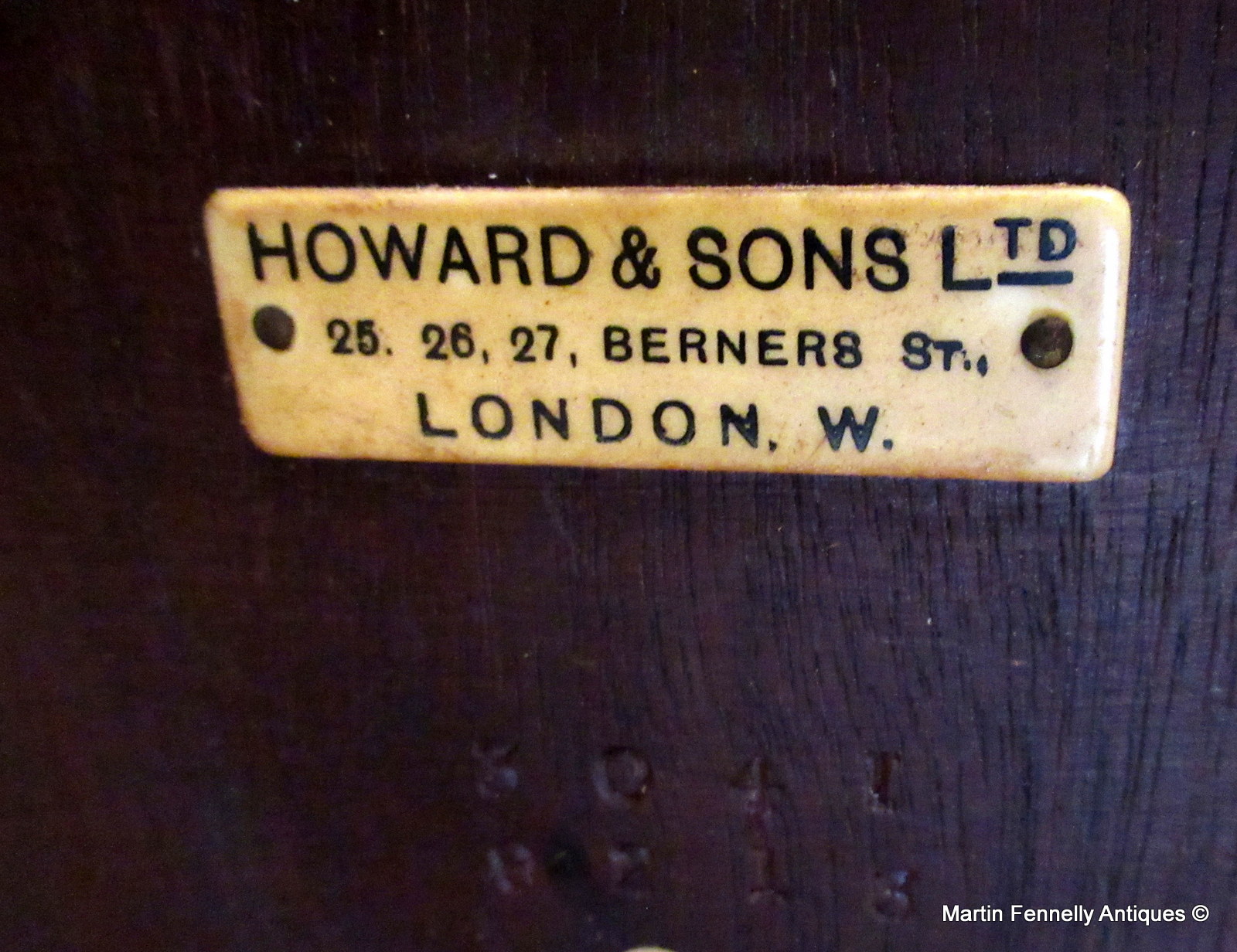 945 Sold Superb Revolving Bookcase - English - Howard and Sons - London - Image 3