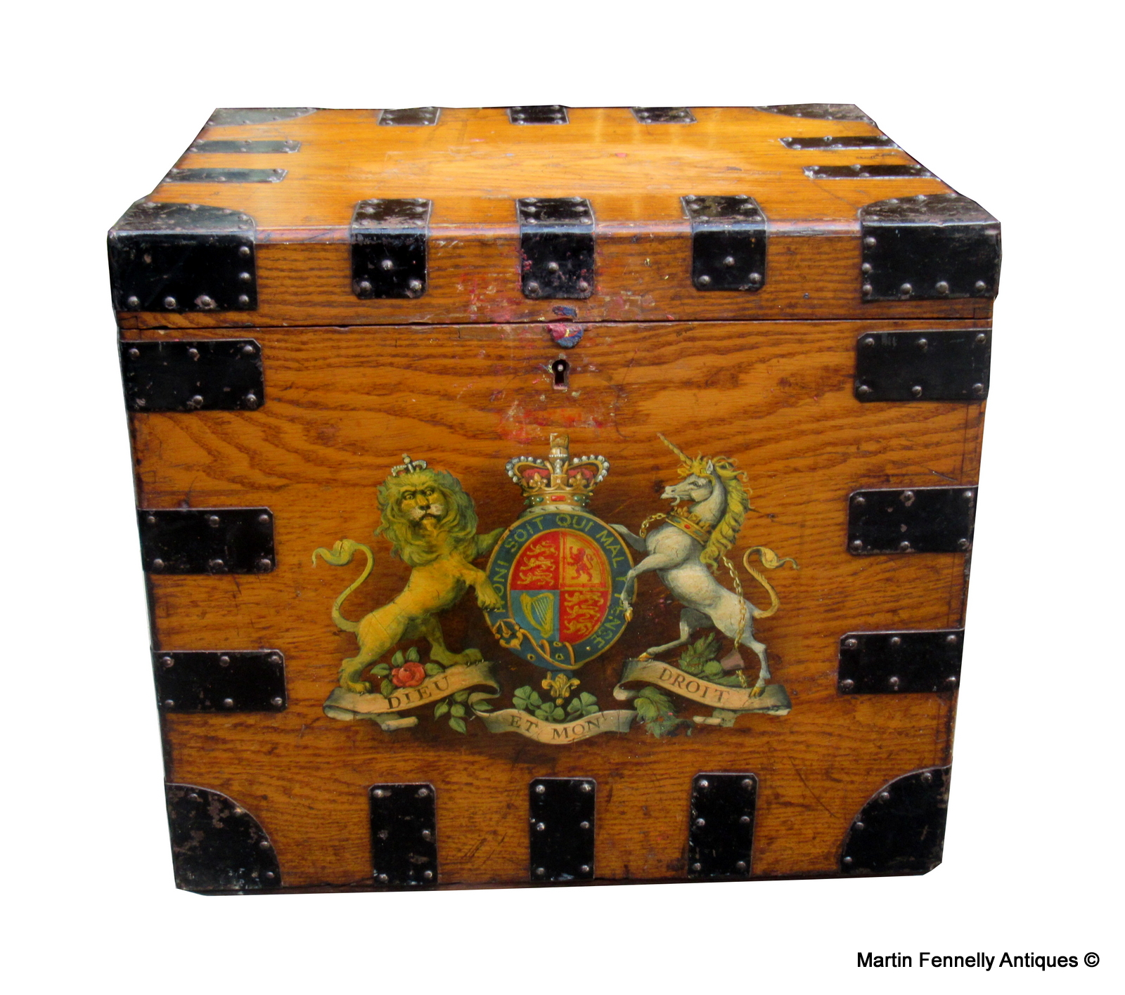 952 Sold Hand Painted Trunk - House of Windsor Royal Coat of Arms - Image 2