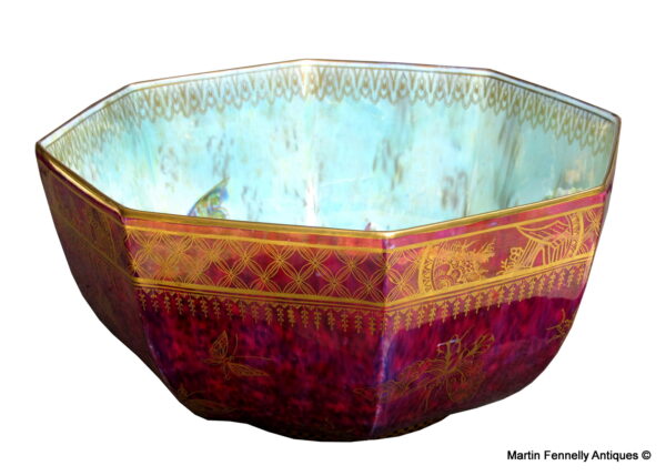 433 Sold A Wedgwood 'Butterfly' Lustre bowl Circa 1920-30