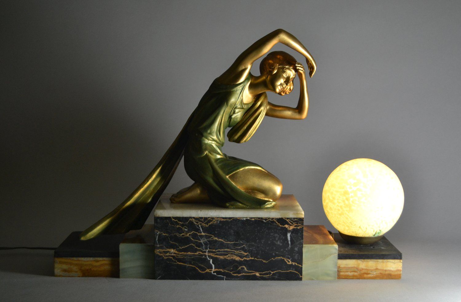 618 Art Deco Figural Lamp - Pierre Sega - France - 1930 - Image 2