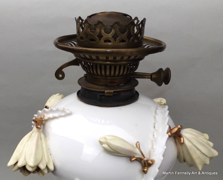 788 Sold Superb Moore Porcelain Oil Lamp 19thCt - Image 5