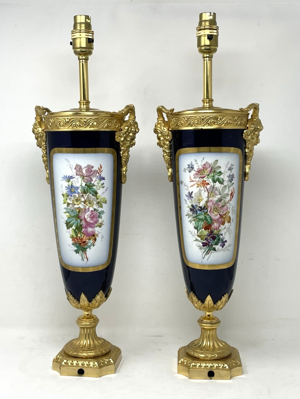 537 Sold Pair Antique French Sèvres Porcelain Ormolu Gilt Bronze Dore Table Urn Lamps - Image 2