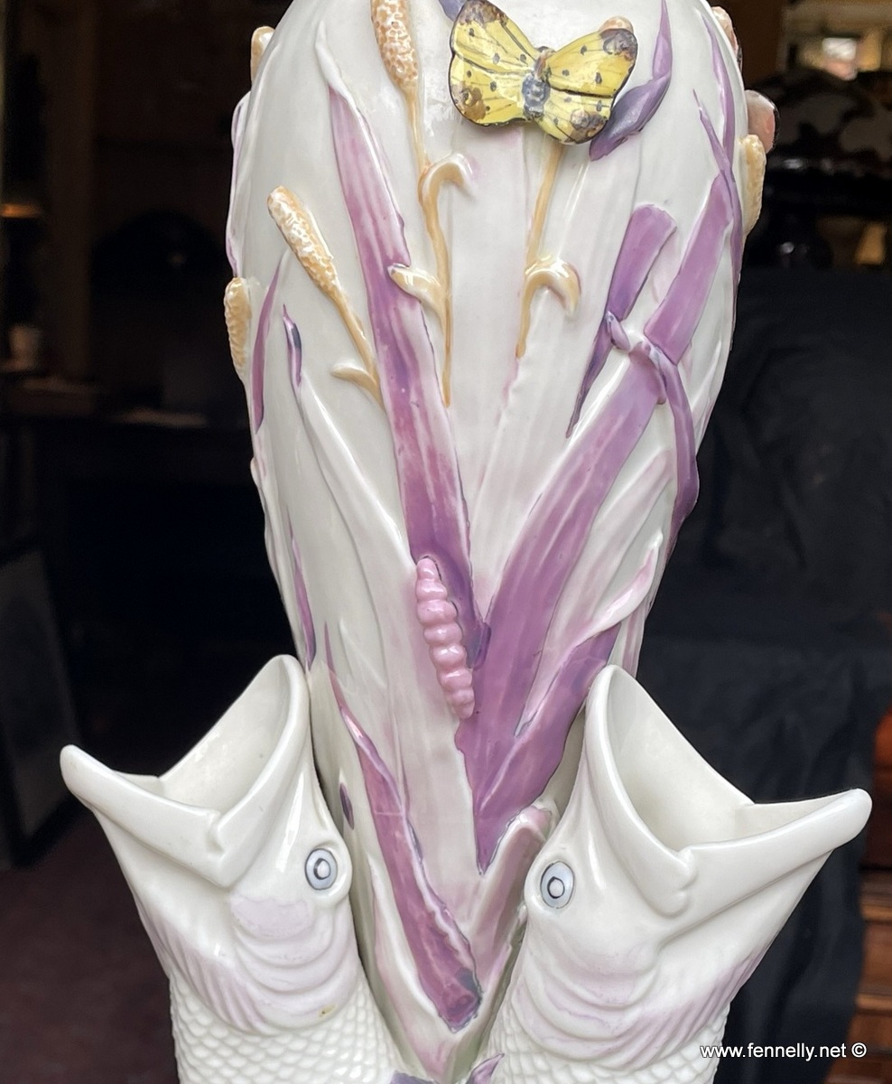 607 Sold Stunning Pair Belleek 'Triple Fish Vase' First Period 1863-1890 - Image 3