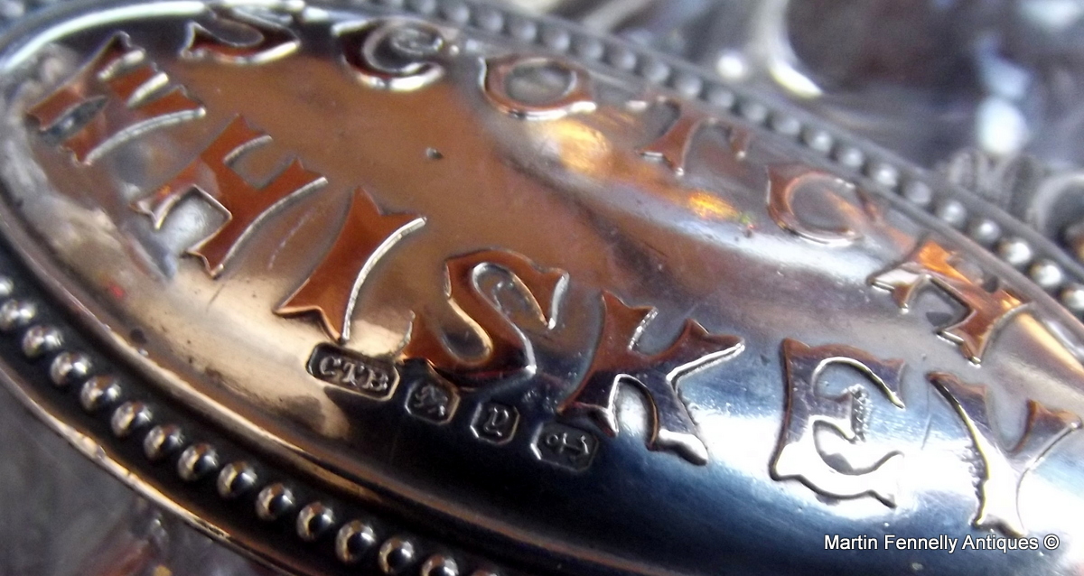 947 Victorian English Tantalus - Superb Condition - Circa 1898 - Image 4