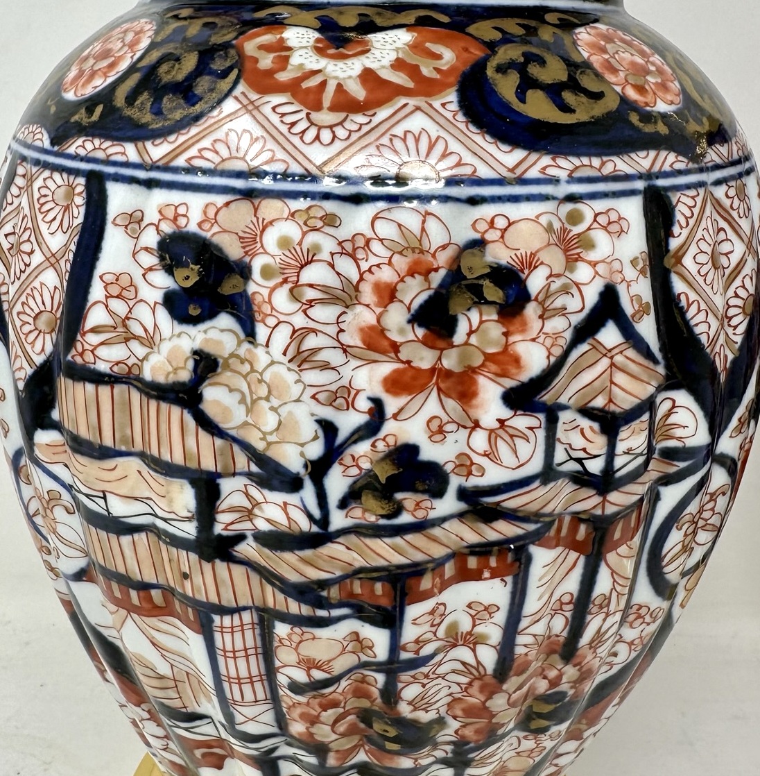 218 Sold Antique Pair Japanese Chinese Imari Porcelain Ormolu Table Lamps Blue Red Gilt - Image 4