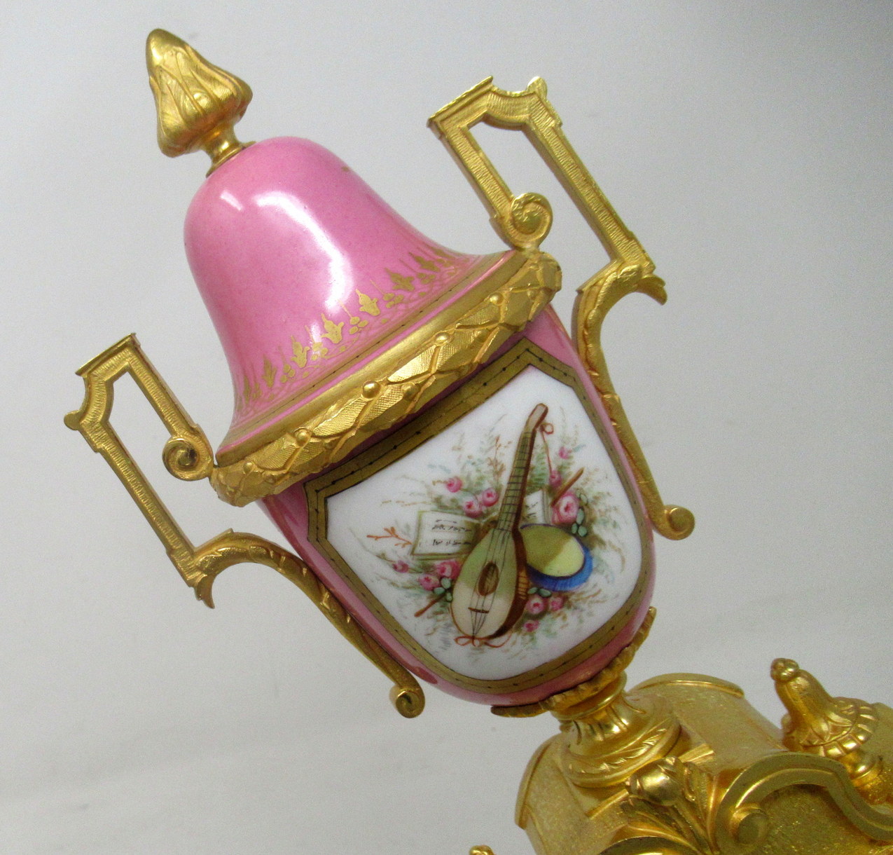 195 Sold Antique Pair of Sèvres Porcelain Watteau Scene Gilt Bronze Landscape Urns Vases - Image 9