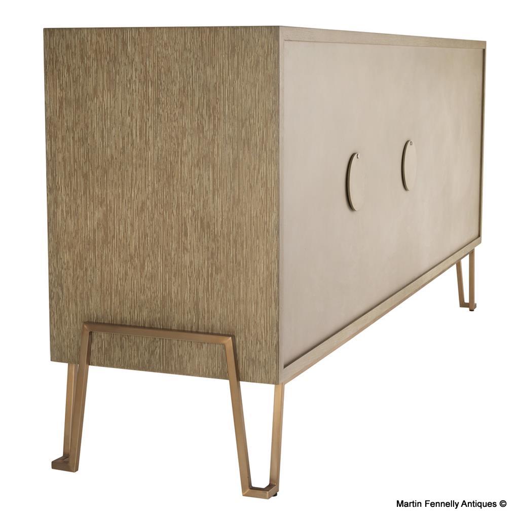 M045 Stunning 1950's designed Dresser - Highland by Eichholtz - Image 3