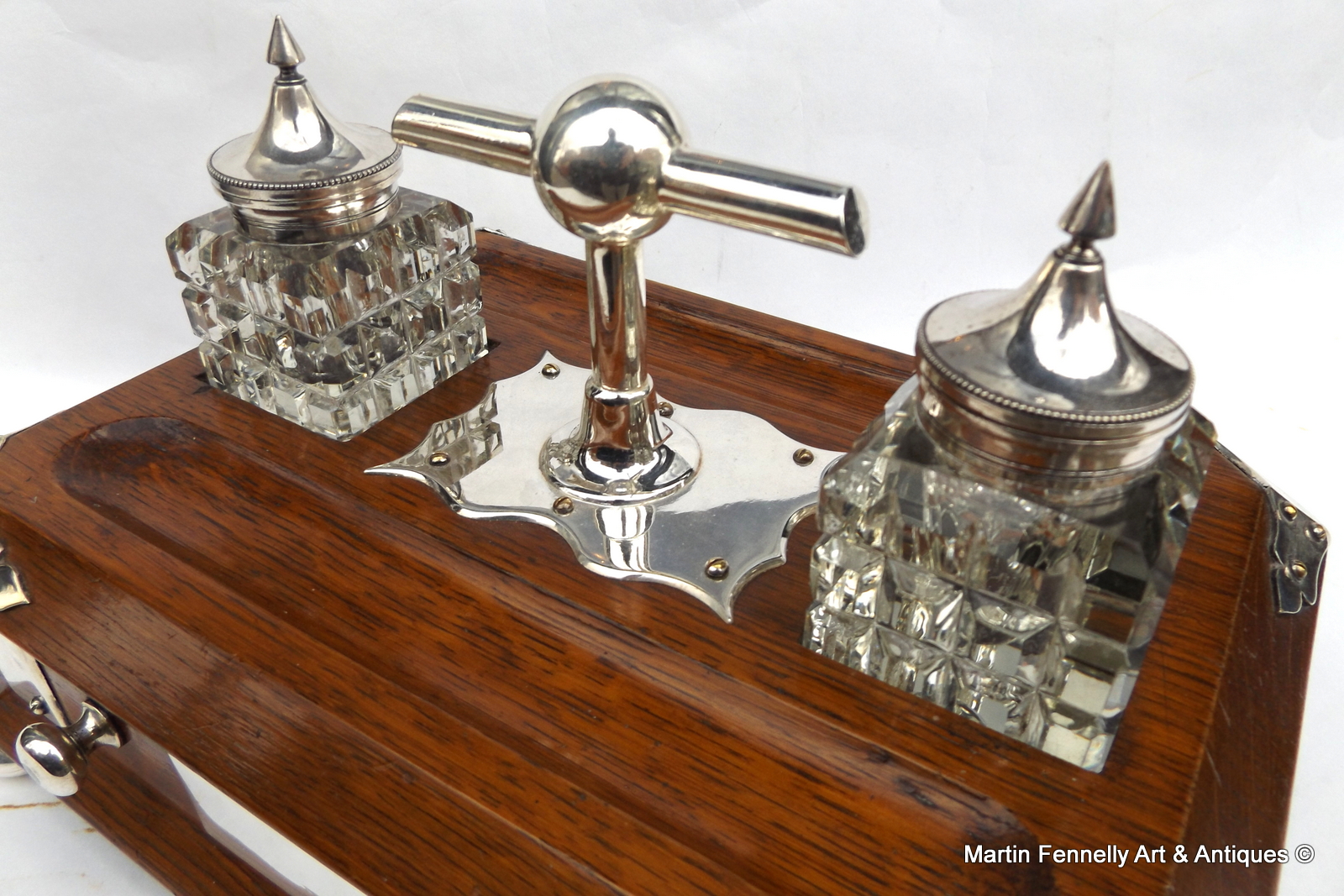 200 Sold English Oak and Silver Plate Mounts Desk Ink Bottle Stand - Circa 1890 - Image 3