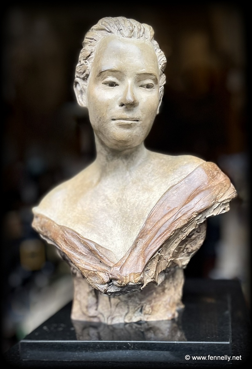 345 Female Bust - Bronze - Patrick Campbell - Limited Edition - Image 5