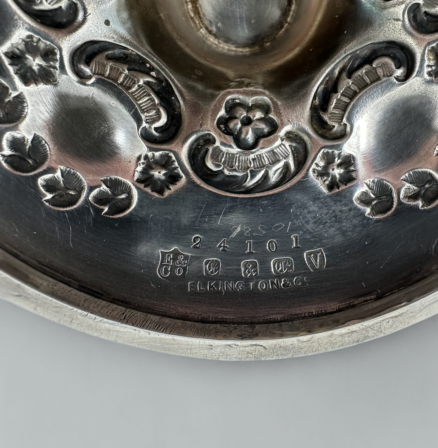 935 Sold Antique Victorian English Silver Plated Tazza Compot Centerpiece Elkington and Co - Image 4