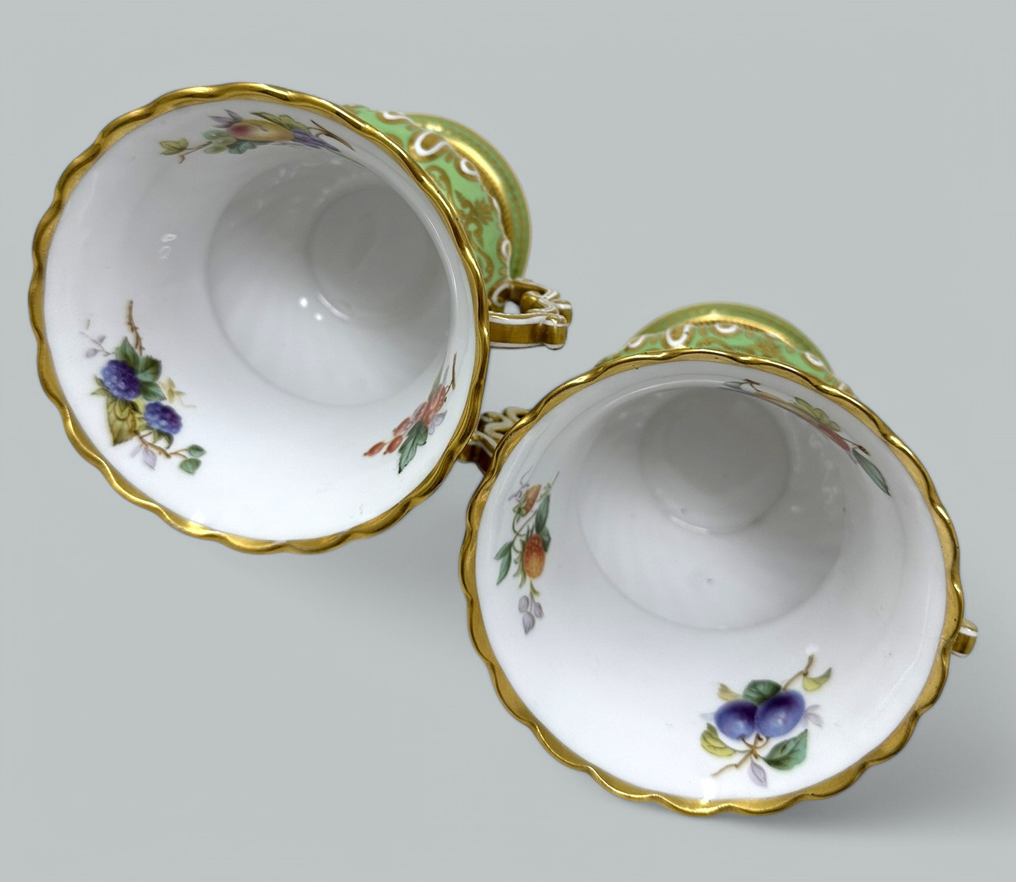 052 Sold Antique English Pair Frederick Adams Copeland Urns Vases Centerpieces Still Life - Image 5