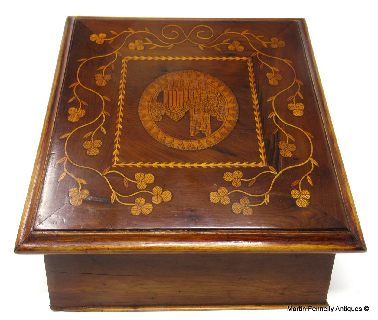 917 Sold Rare Irish Killarneyware Jewellery Casket Mid 19th Century - Image 3